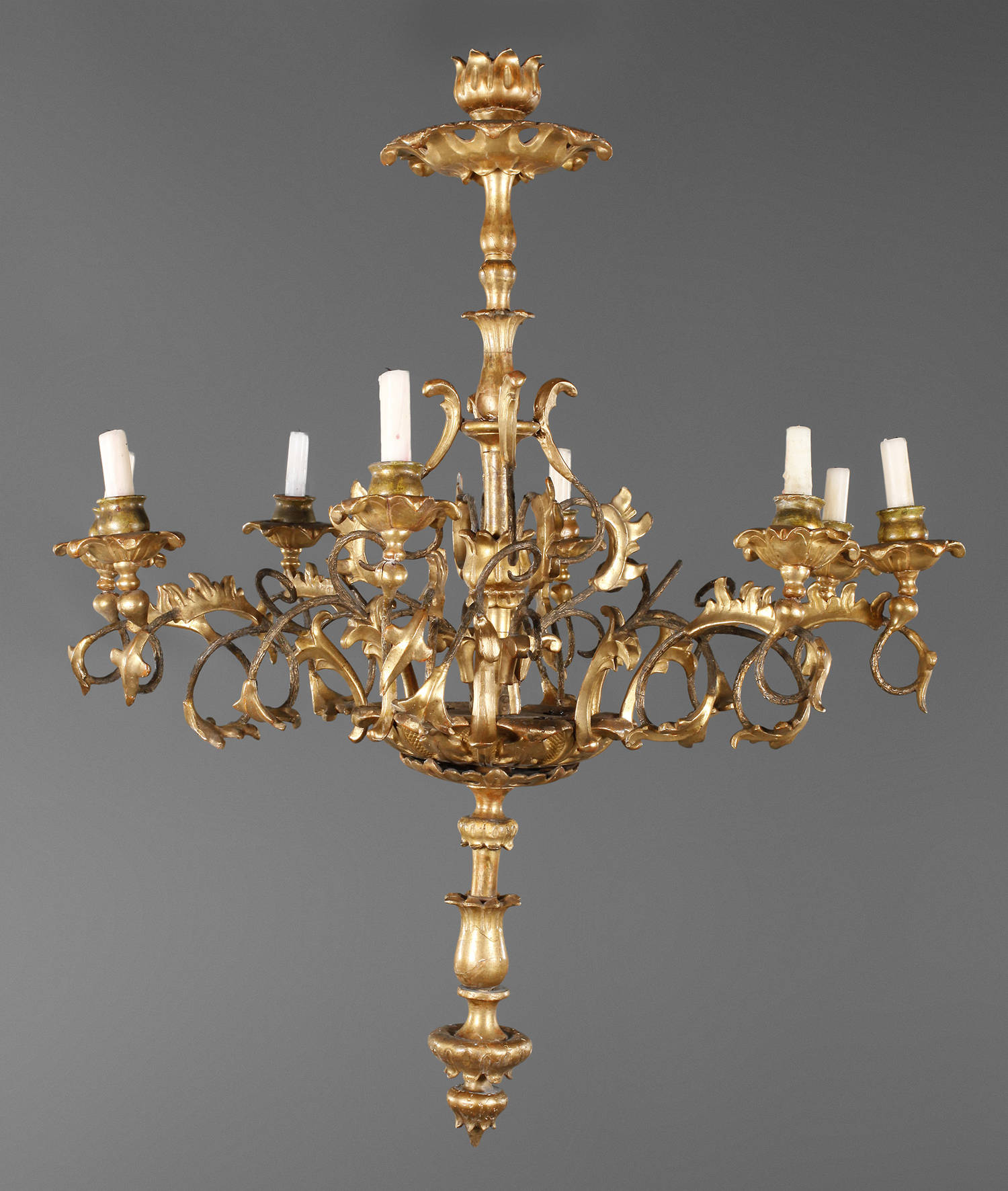 Großer Neorokokoleuchter