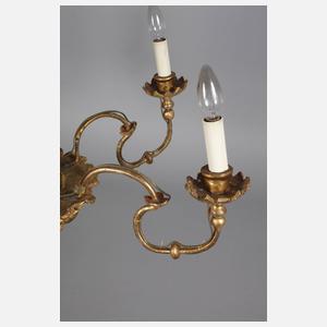 Geschnitzte Deckenlampe