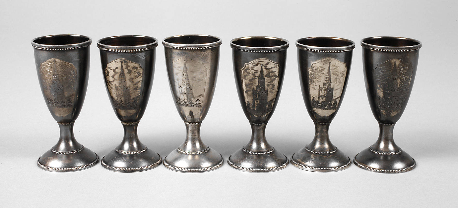 Russland sechs Wodkabecher