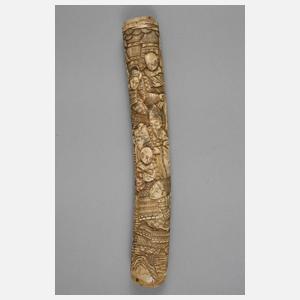 Tanto figürlich verziert aus Bein