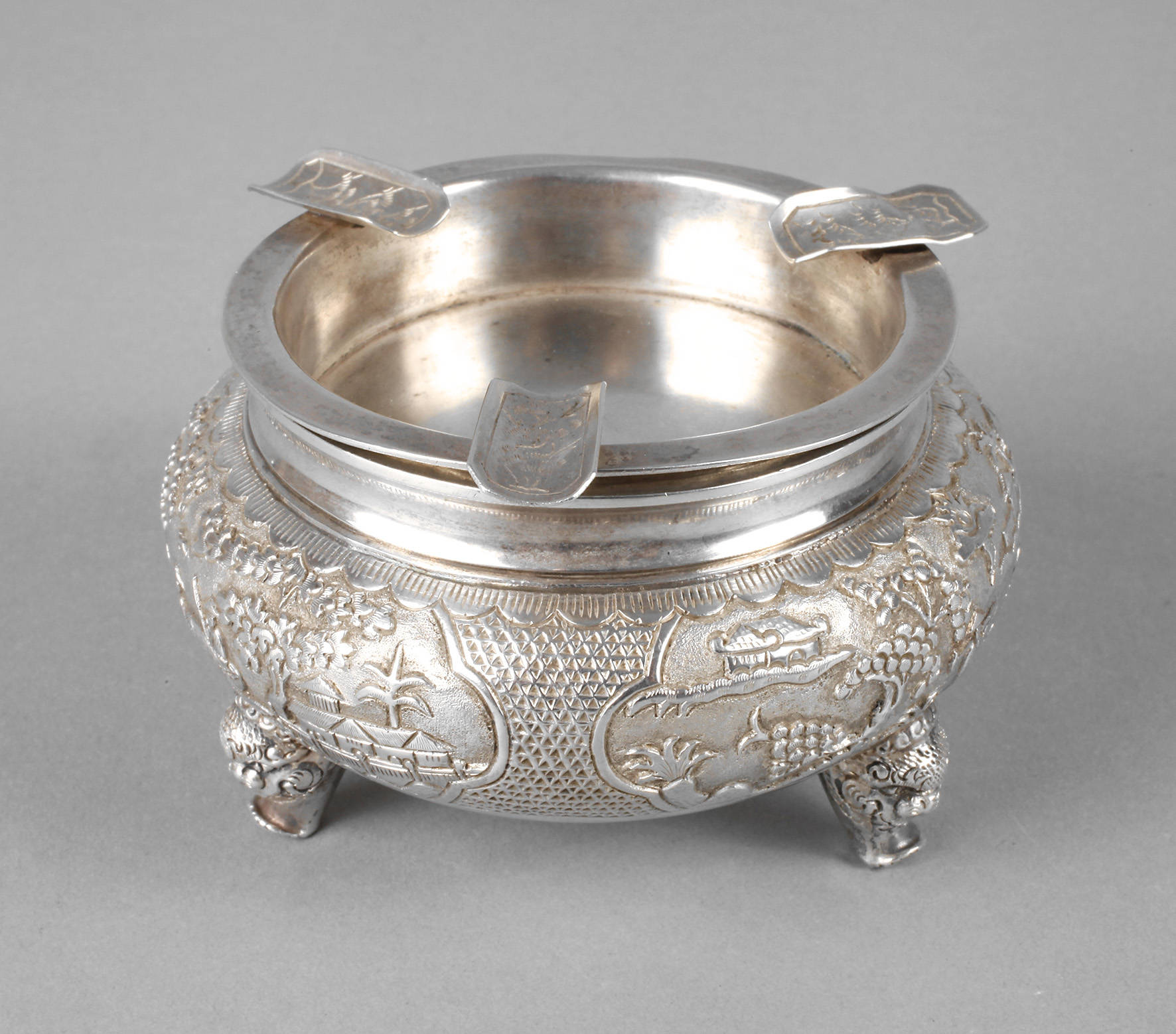 Silberaschenbecher Vietnam