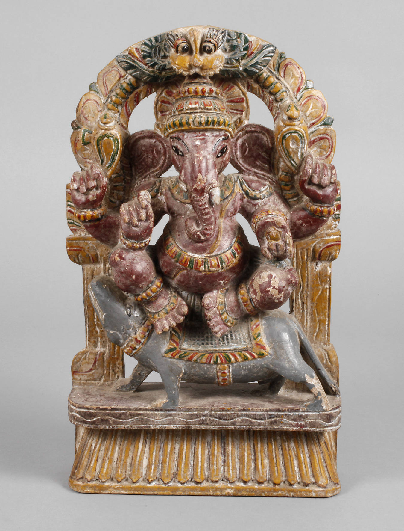 Figürliche Schnitzerei