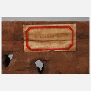 Geschnitzte Reliefplatte