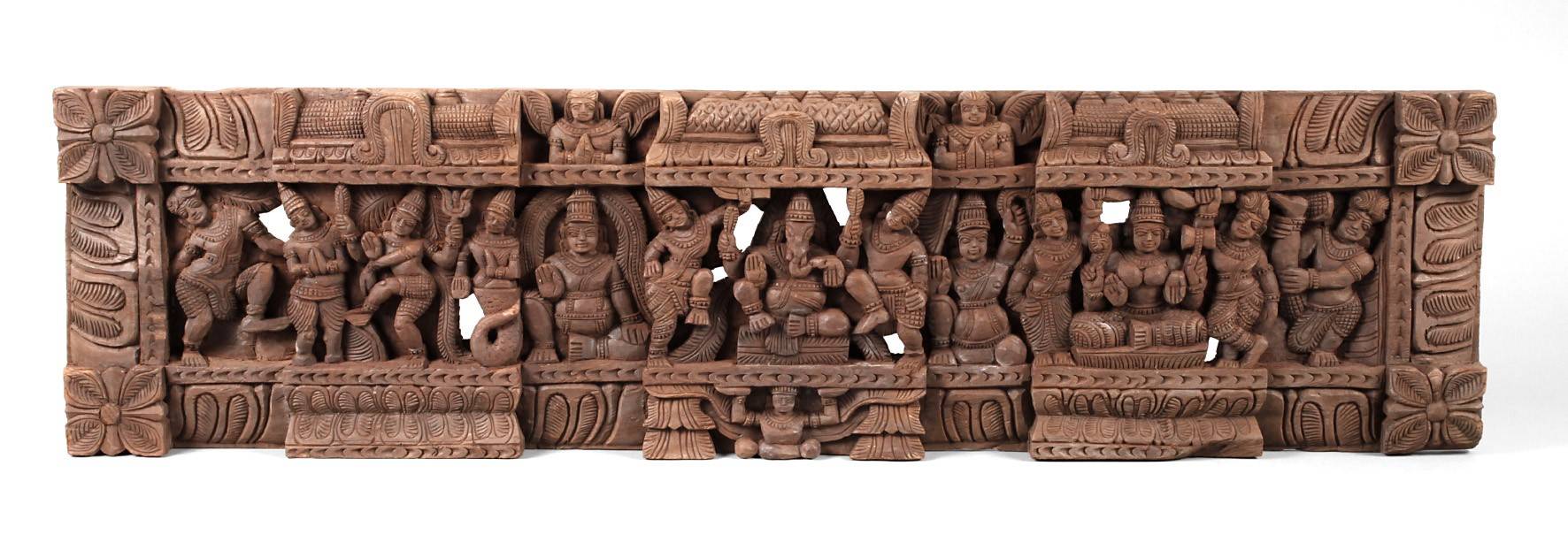 Geschnitzte Reliefplatte