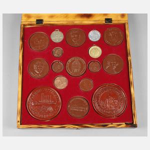 Sammelkasten DDR-Medaillen