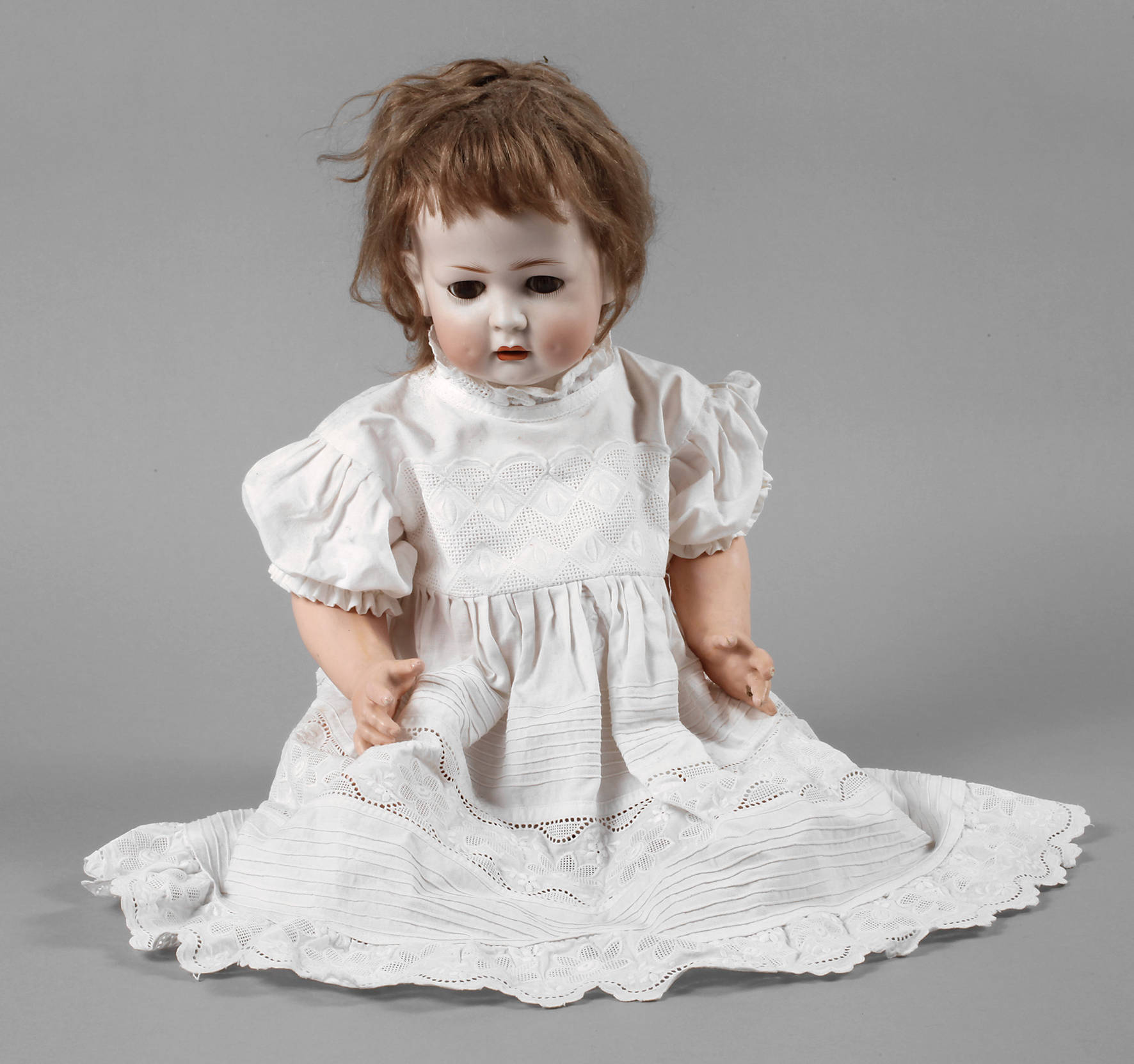 Hertel, Schwab & Co. Porzellankopfpuppe