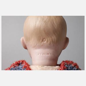 Kleine Porzellankopfpuppe