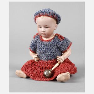 Kleine Porzellankopfpuppe