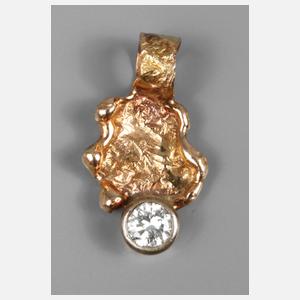 Anhänger als Nugget mit Brillant von 0,45 ct