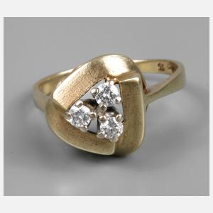 Damenring mit Brillantbesatz