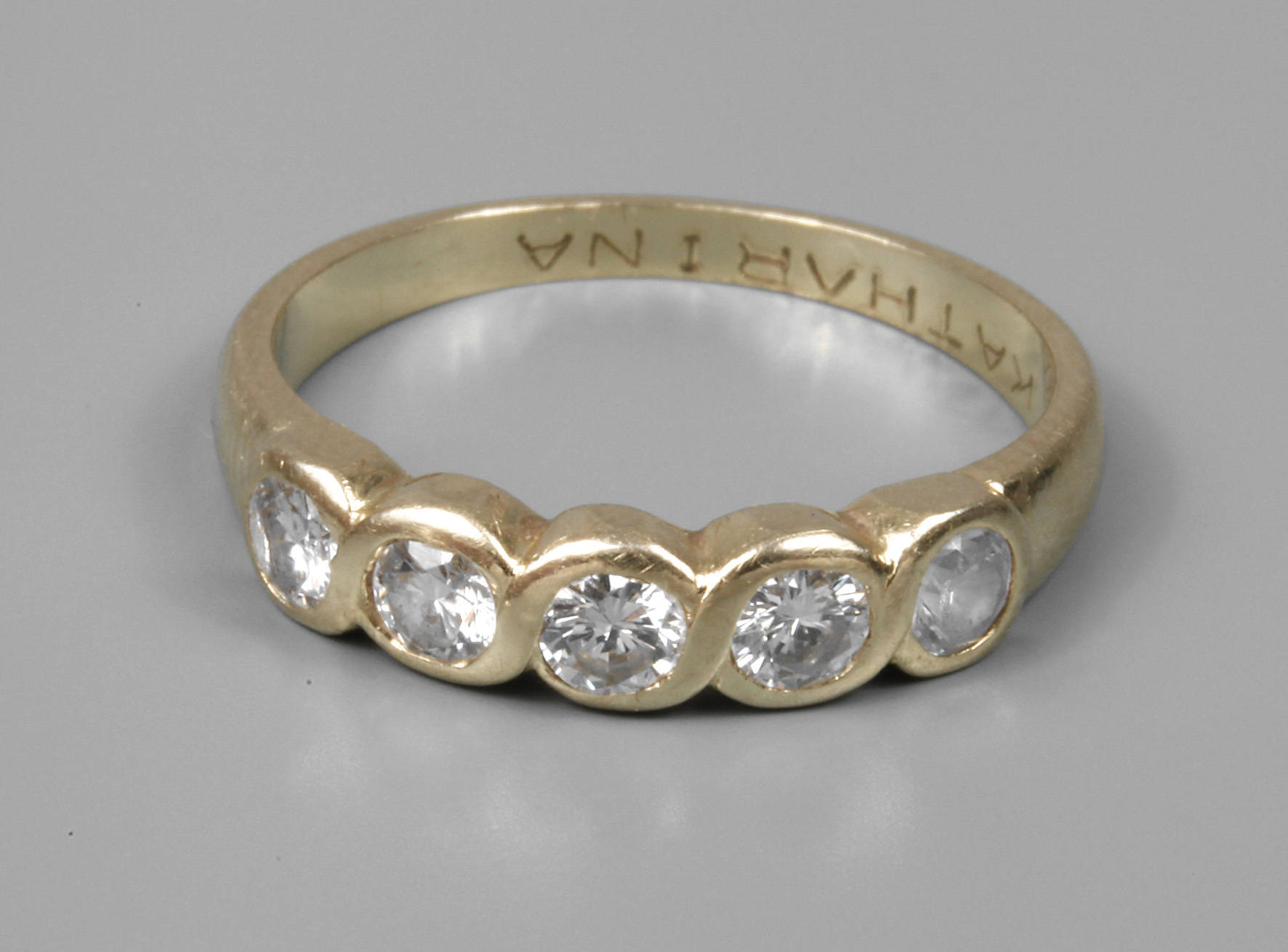 Damenring mit Brillantbesatz