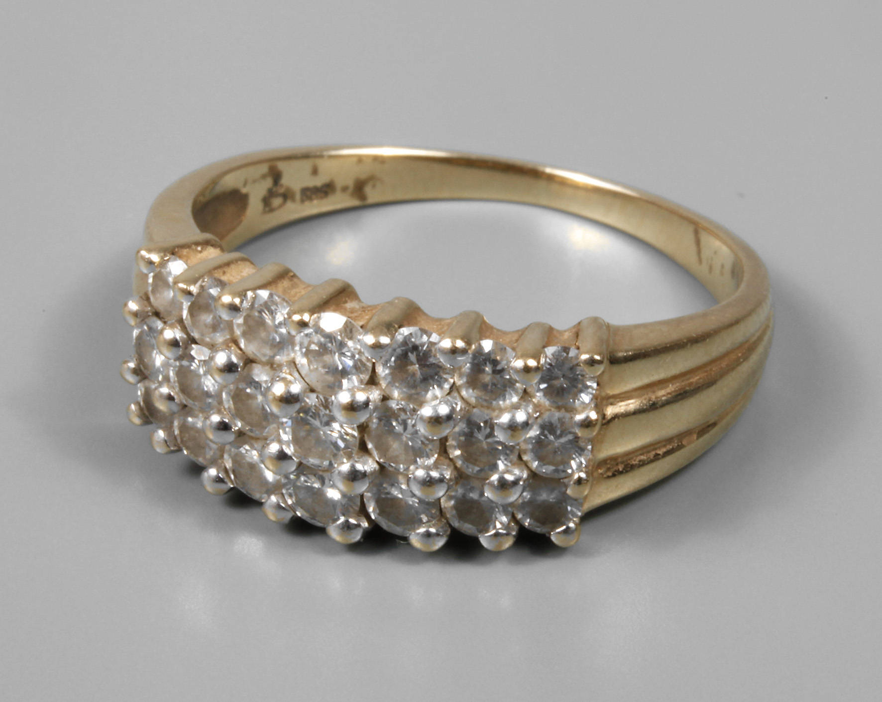 Damenring mit Brillanten ca. 0,6 ct