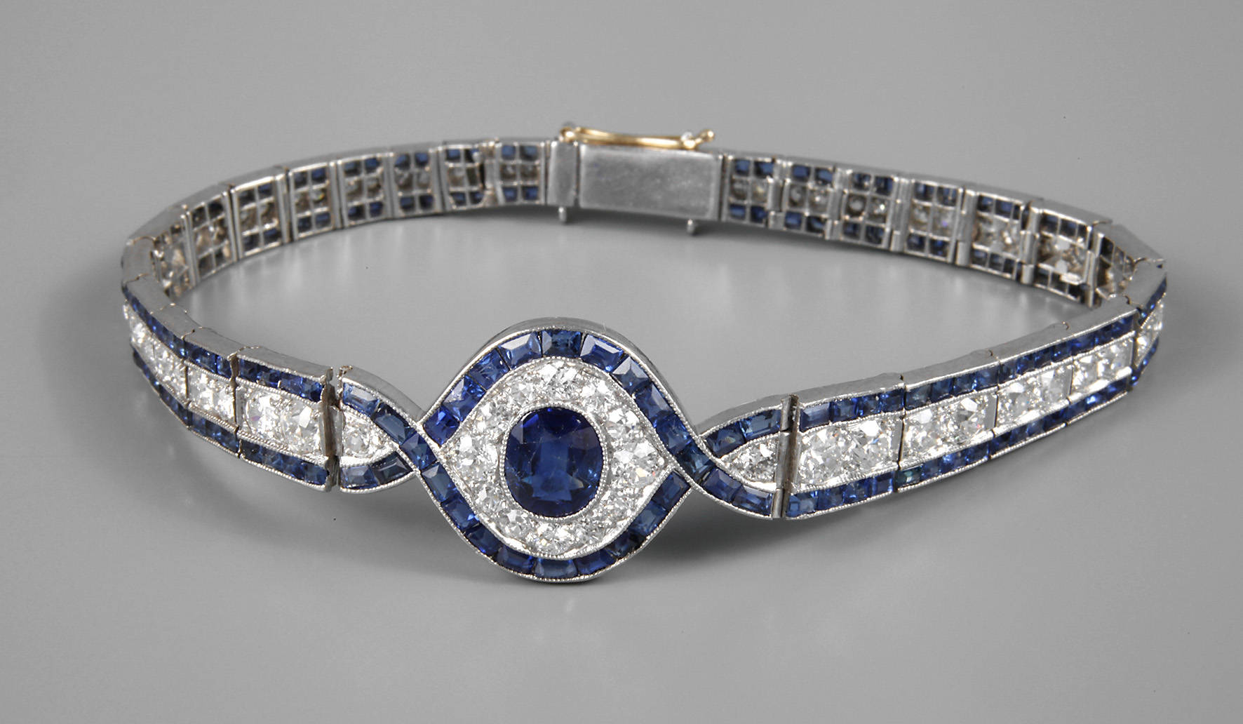 Hochwertiges Armband mit Saphiren und Diamanten