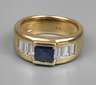 Breiter Damenring mit Diamanten und Saphir