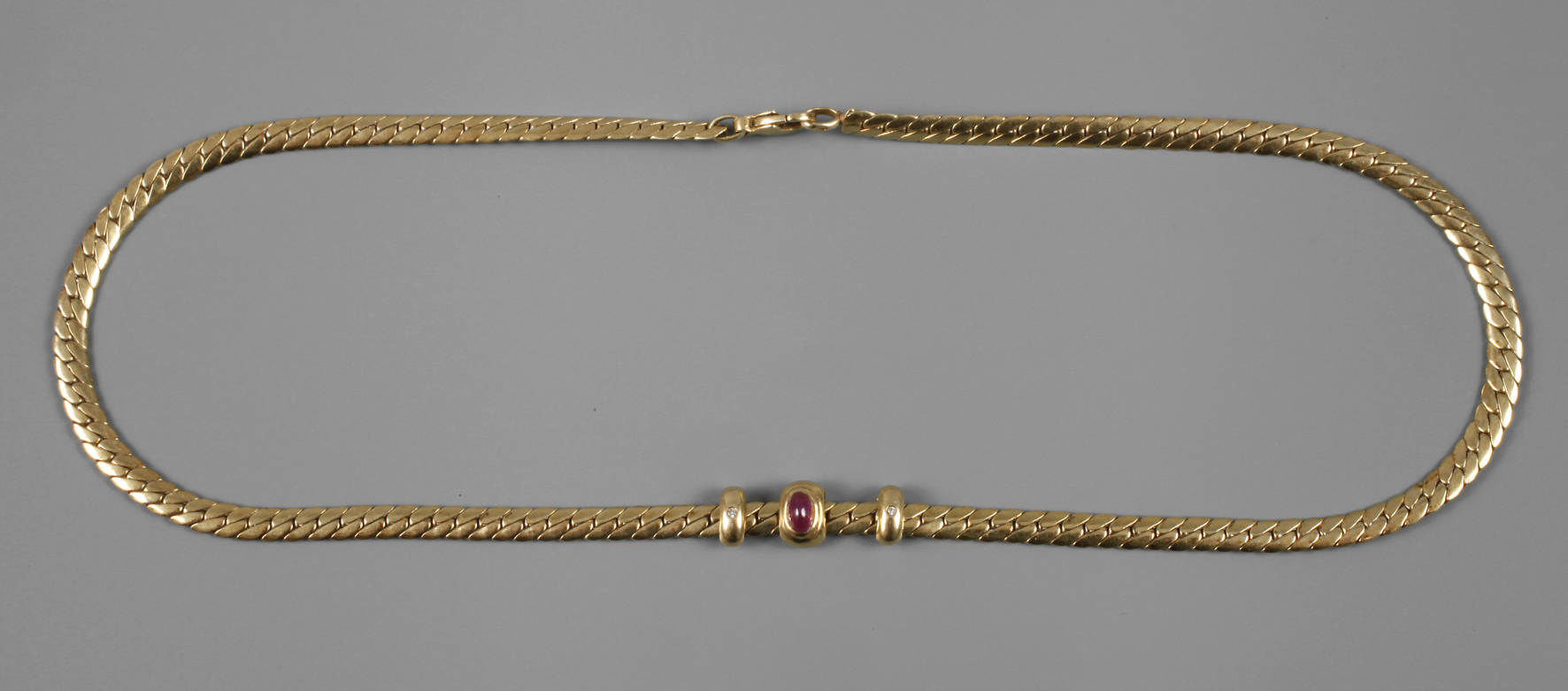 Collier mit Rubin und Diamanten