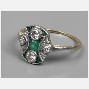 Damenring mit Smaragden und Diamanten