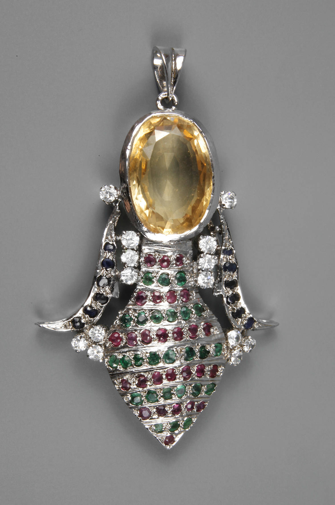 Anhänger mit großem Citrin