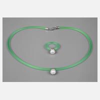 Modernes Schmuckset mit Zuchtperlen111