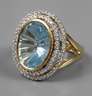 Damenring mit Blautopas und Diamanten