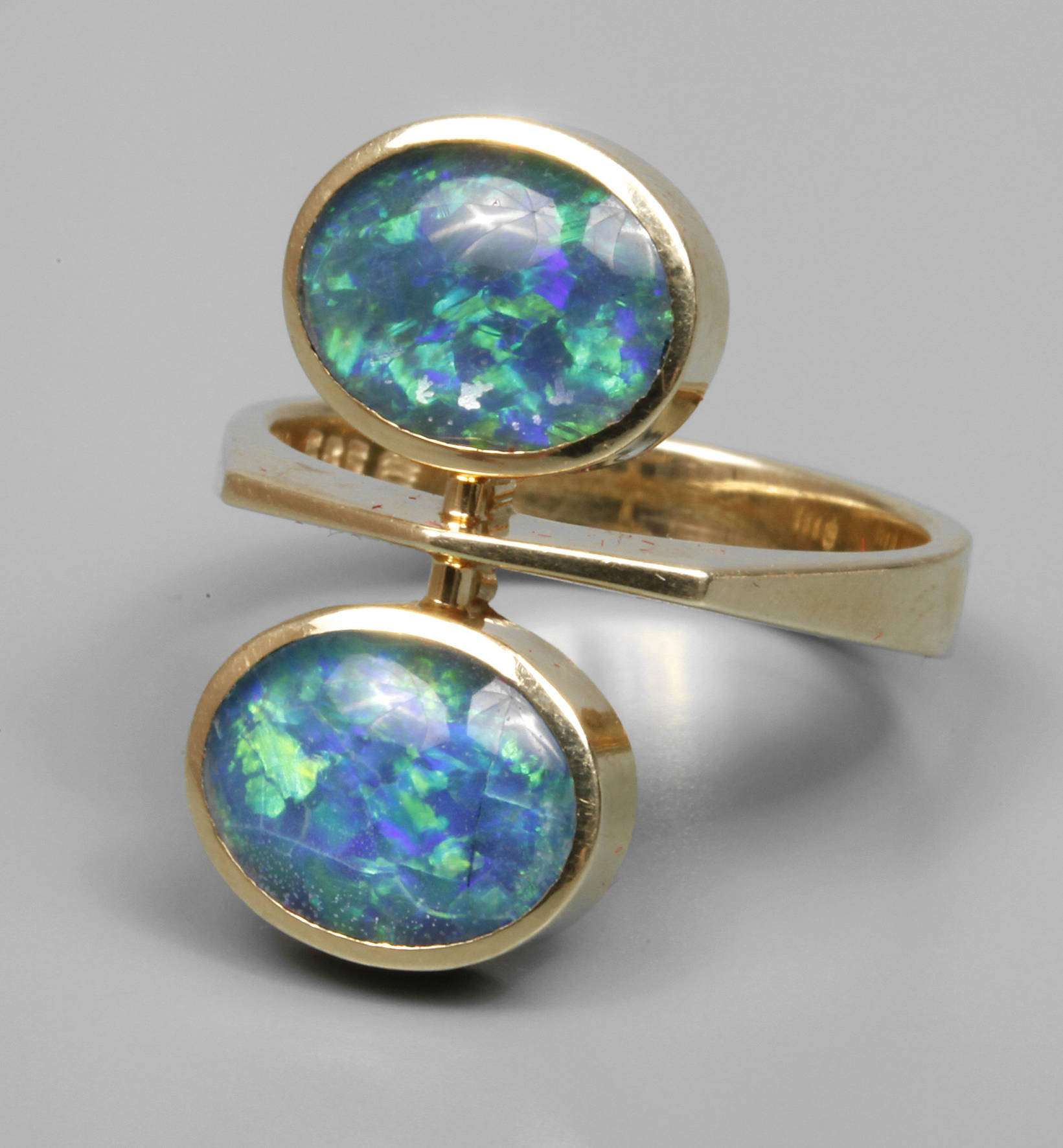 Damenring mit Edelopal