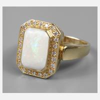 Damenring mit Edelopal und Brillanten111