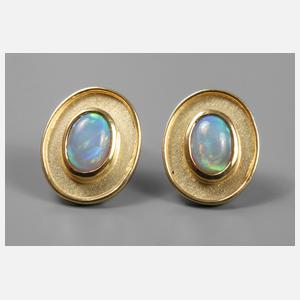 Paar Ohrstecker mit Edelopalen