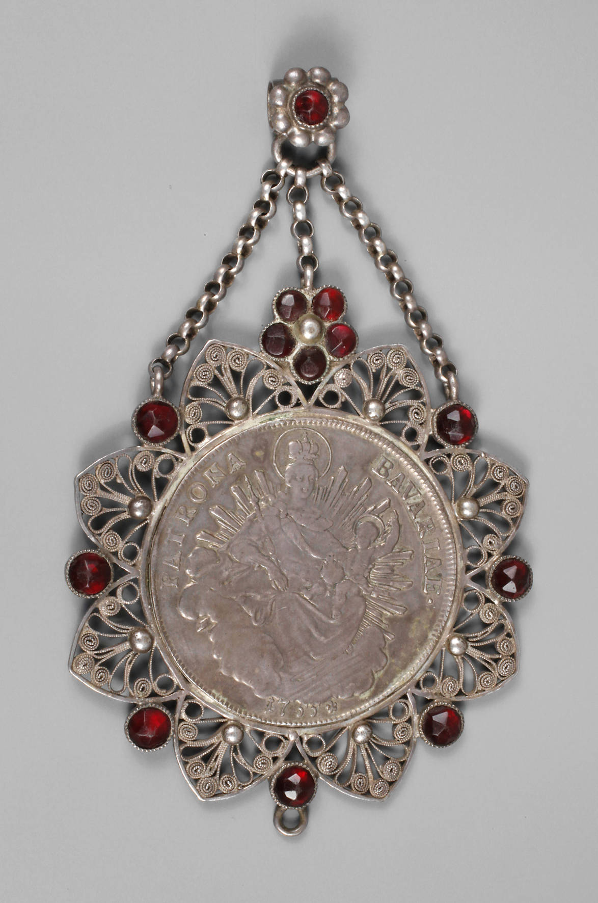 Trachtenanhänger mit Münze Bayern