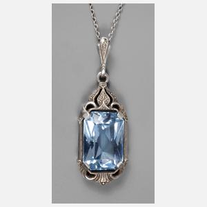 Anhänger mit Steinbesatz