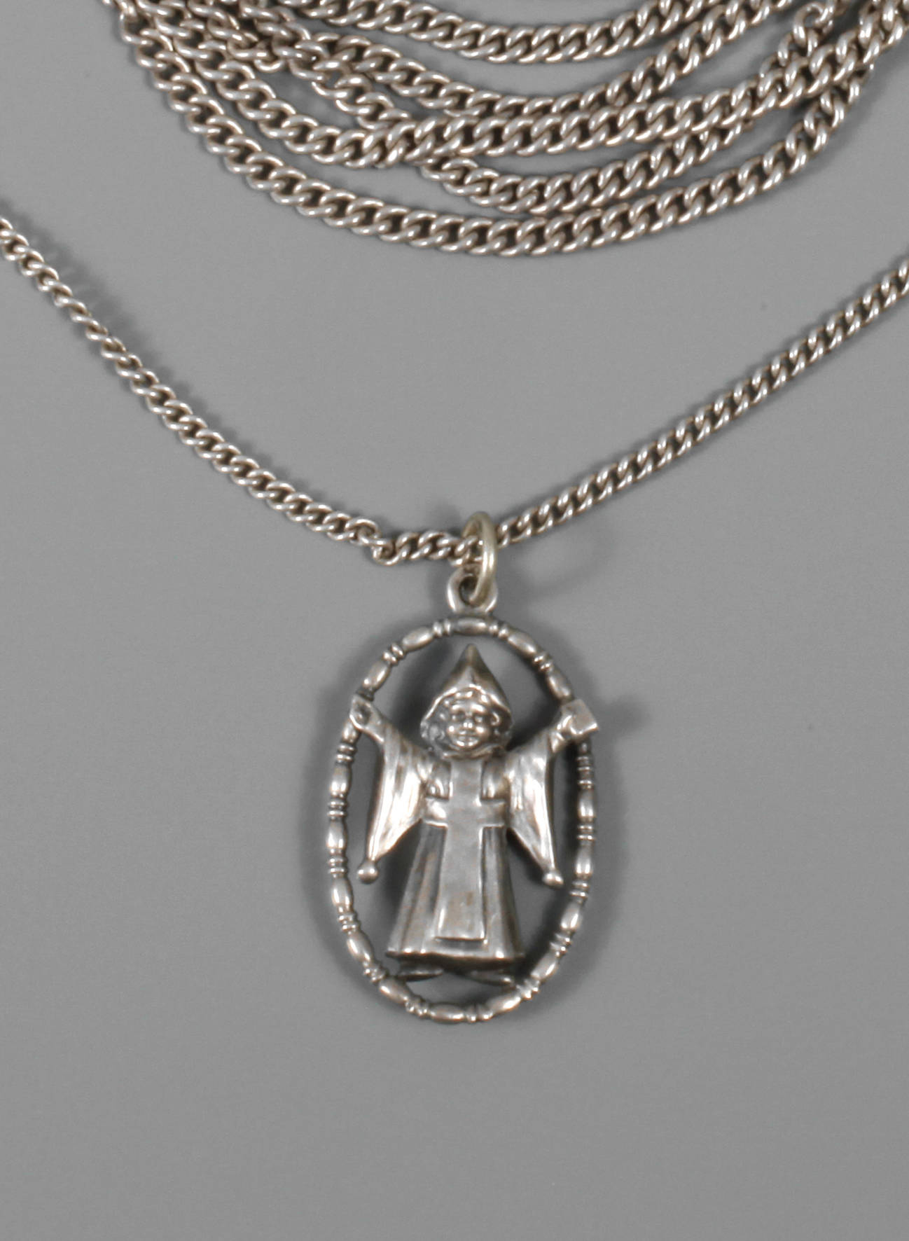 Anhänger Münchner Kindl und zwei Ketten