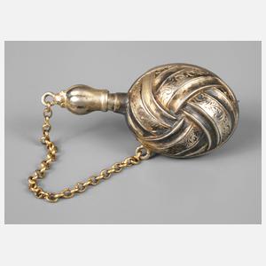 Parfumflakon als Brosche
