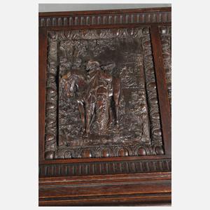 Eichentruhe Historismus