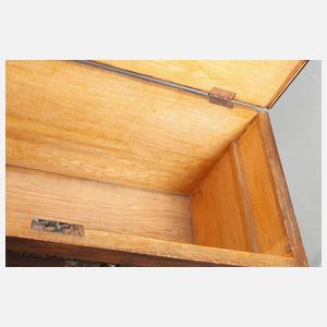 Eichentruhe Historismus