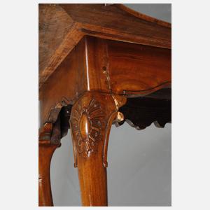 Kleiner Barocktisch
