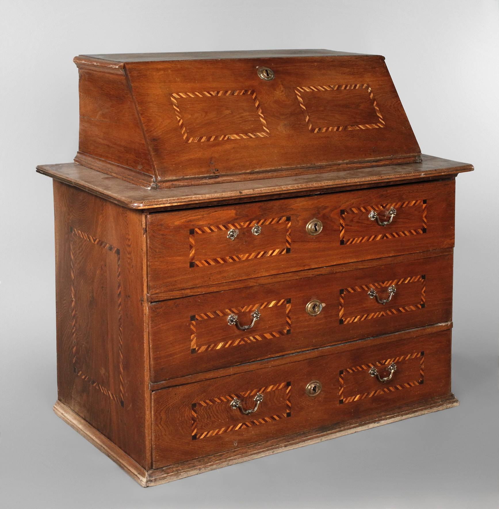 Schrägklappensekretär