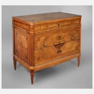 Klassizistische Kommode