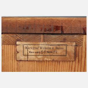 Biedermeier-Eckschrank aus Adelsbesitz