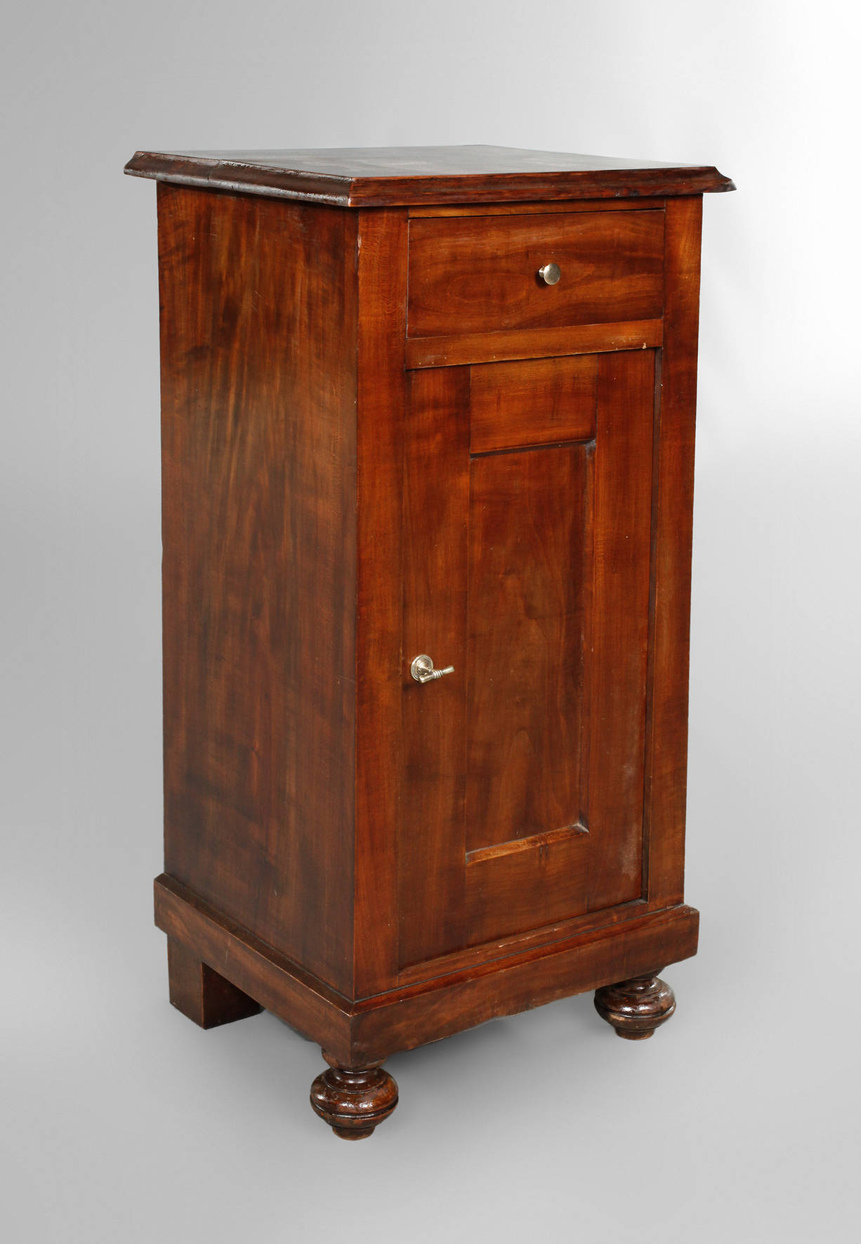 Nachttisch Kirschbaum