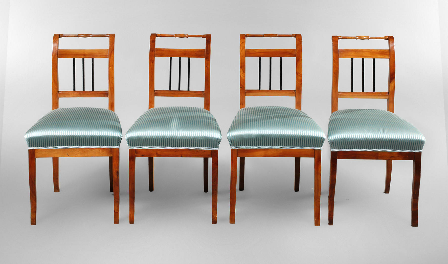 Vier Biedermeierstühle