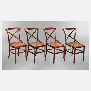Vier Stühle Bugholz