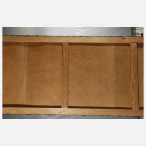 Paar spätbarocke Ledertapeten