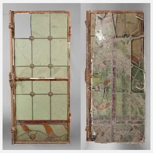 Paar Bleiverglasungen in Eisengußfenster