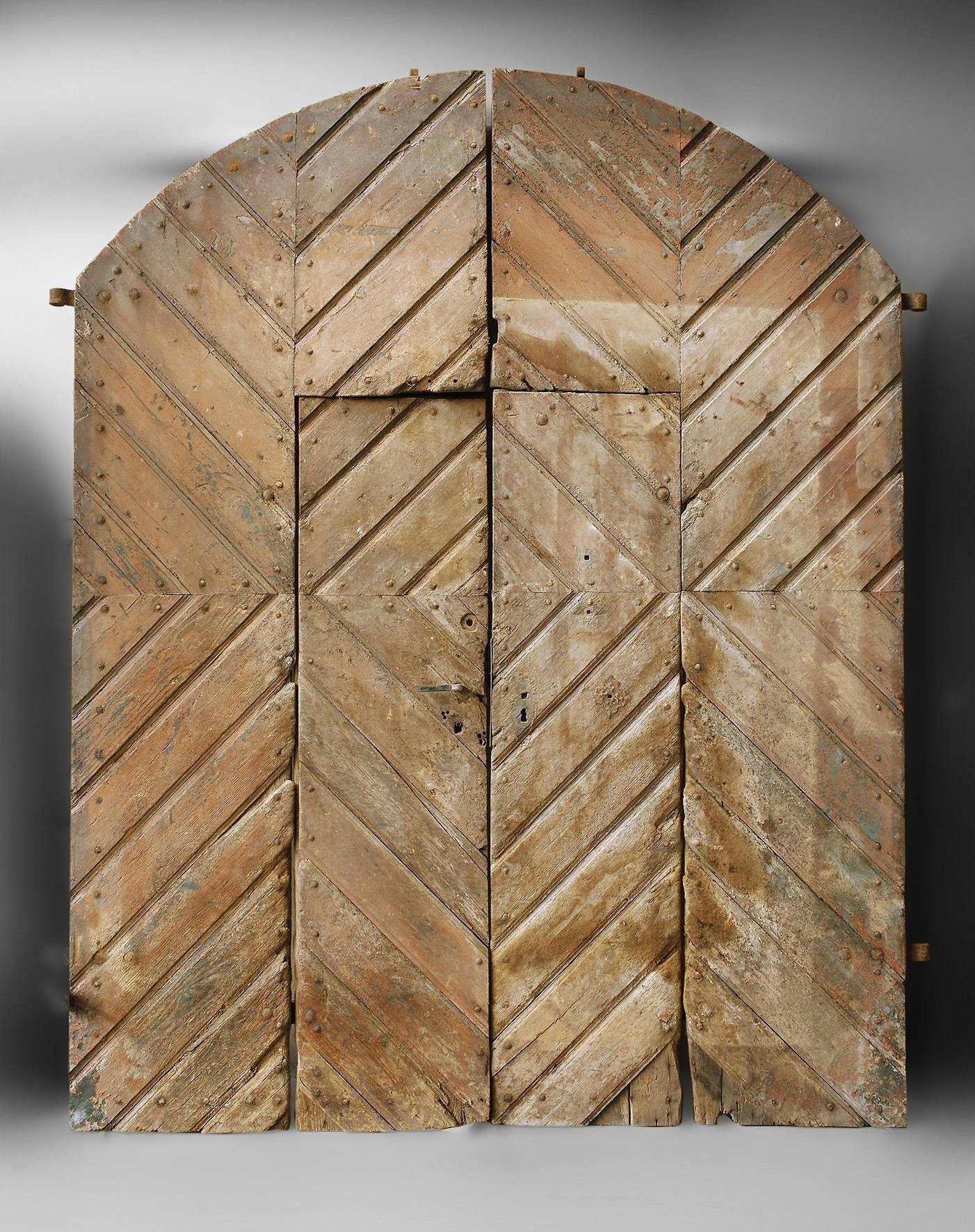 Bogentor mit Schlupftür