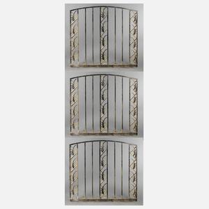 Drei Ziergitter Art déco