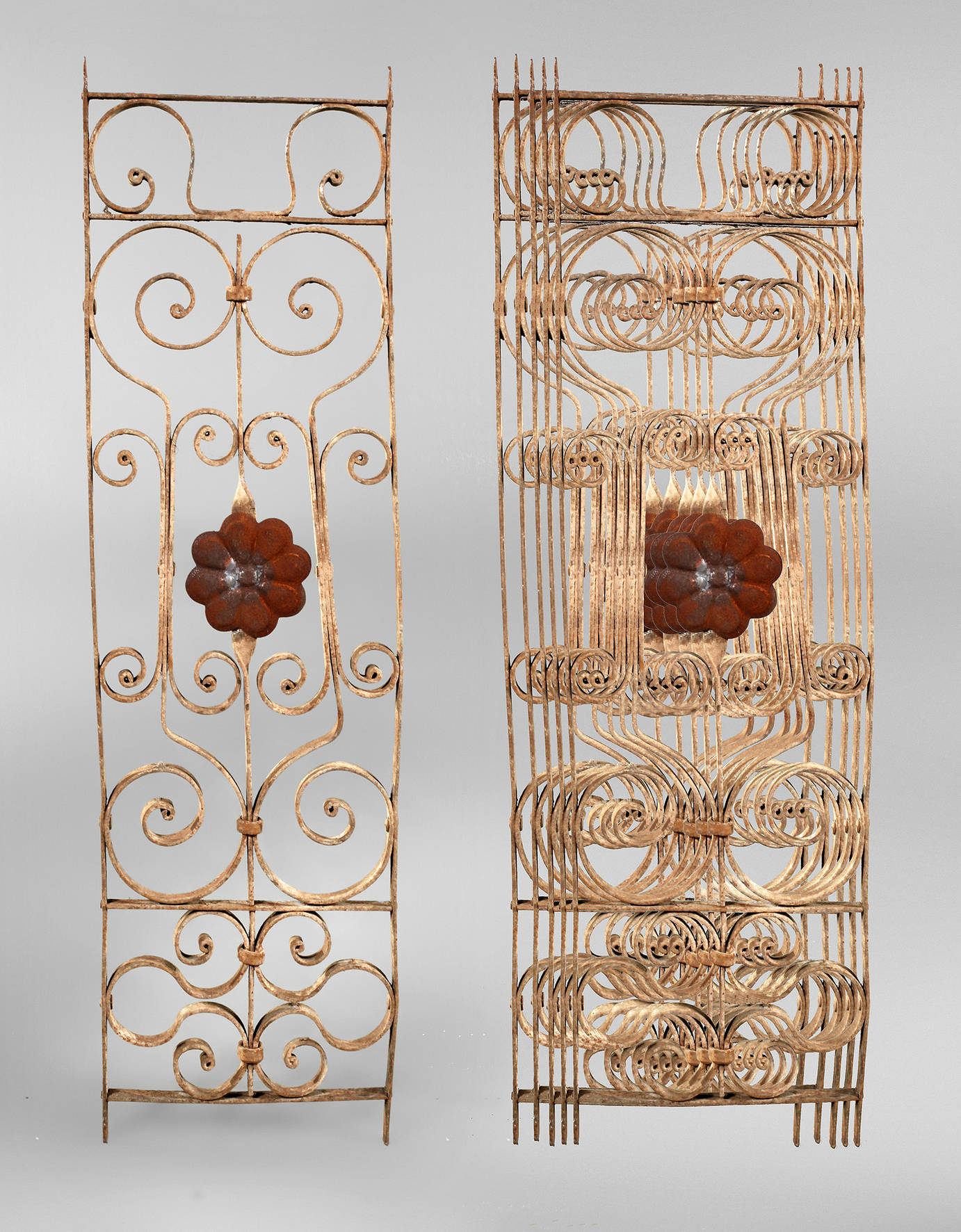 Fünf Ziergitter Historismus