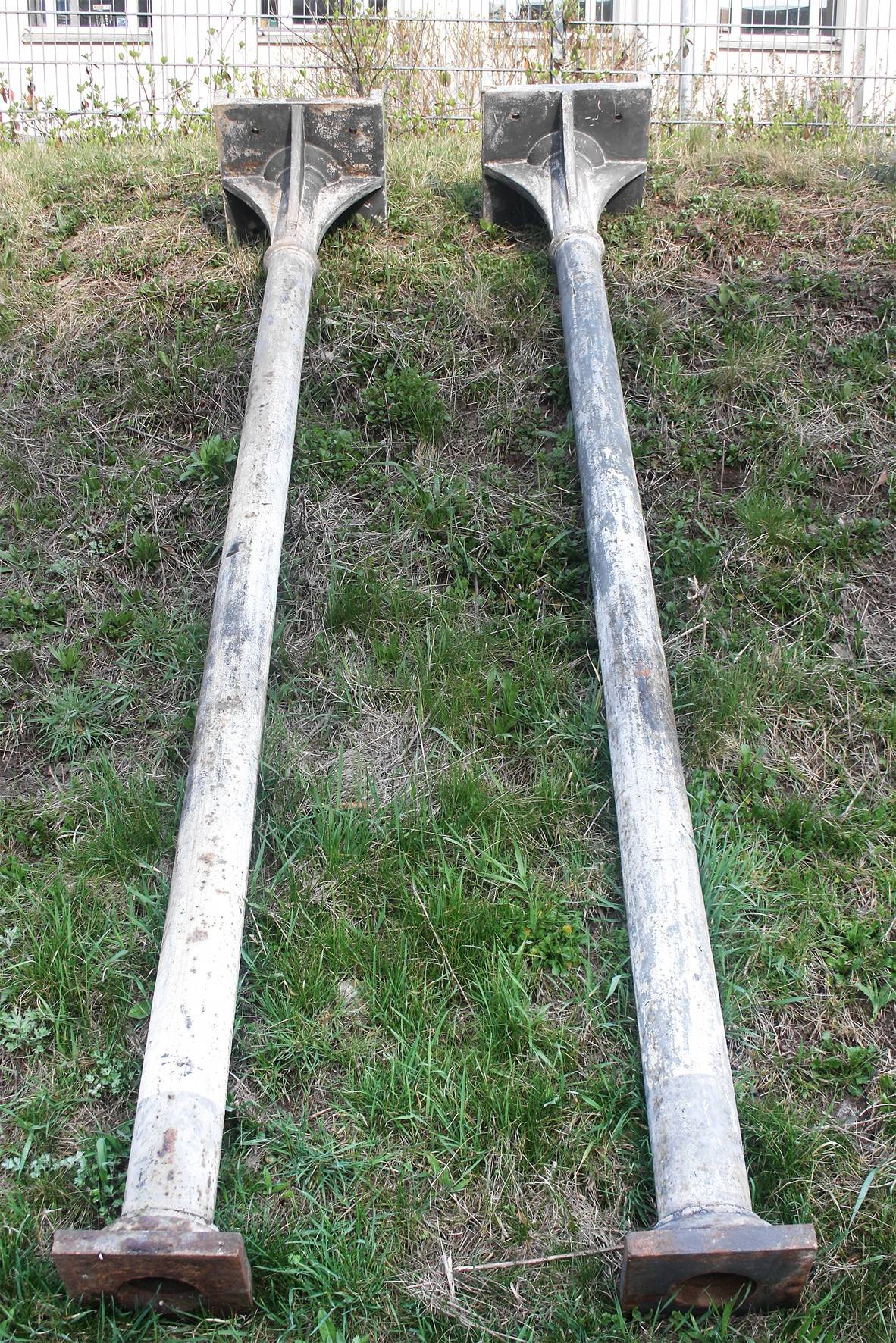 Paar Industriesäulen