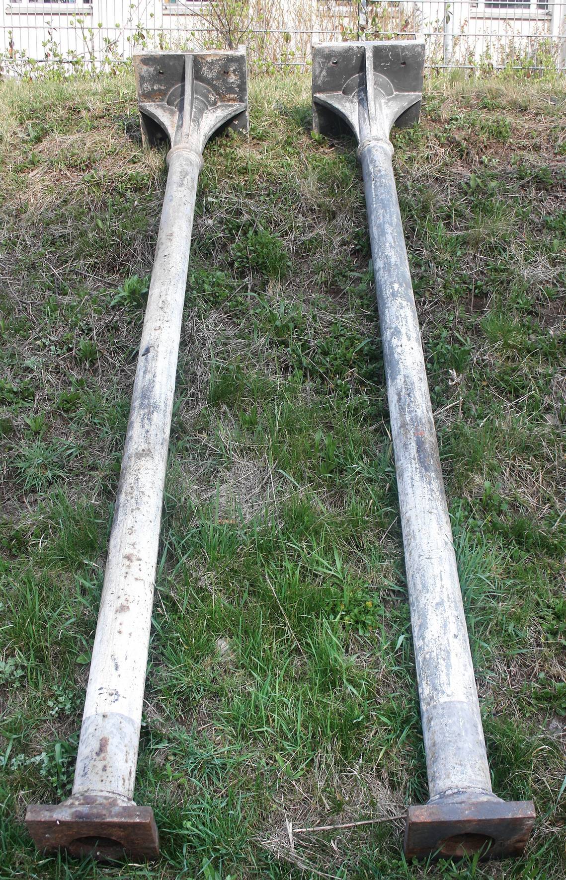 Paar Industriesäulen