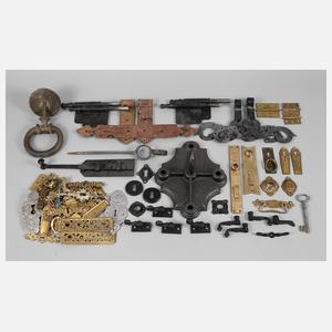 Großes Konvolut Beschläge