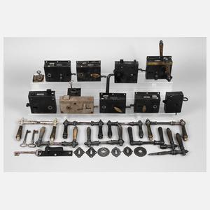 Neun Kastenschlösser Biedermeier bis Historismus