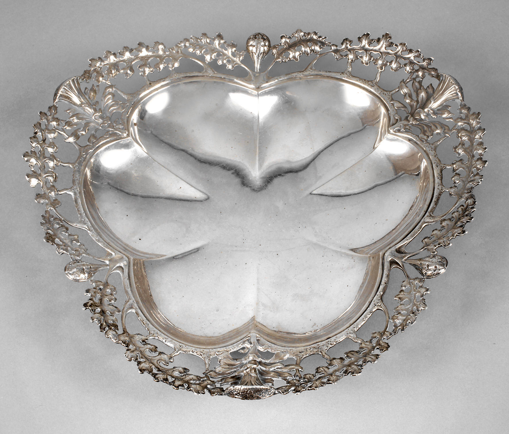 Silberschale Disteldekor