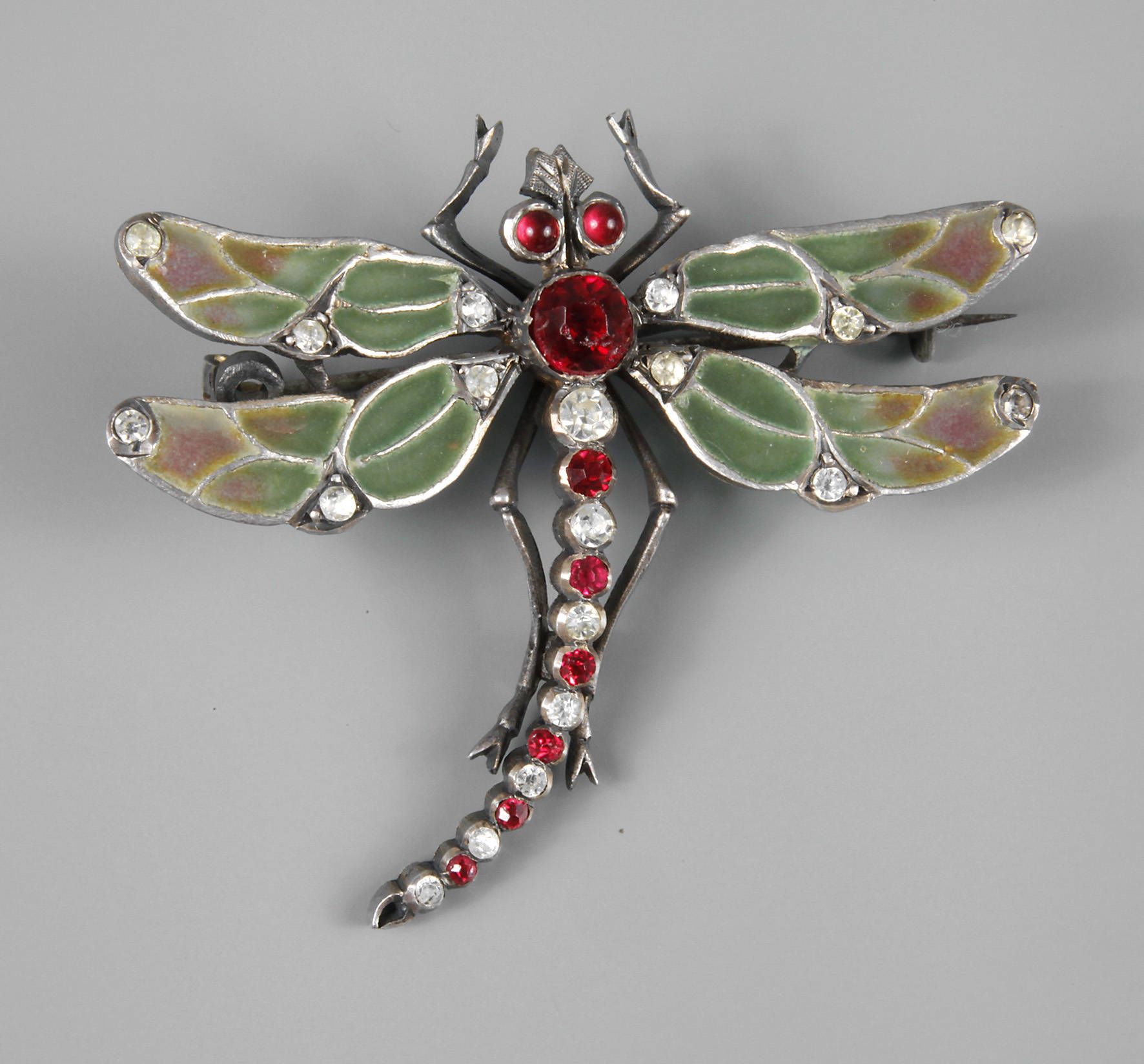 Brosche als Libelle mit Fensteremail